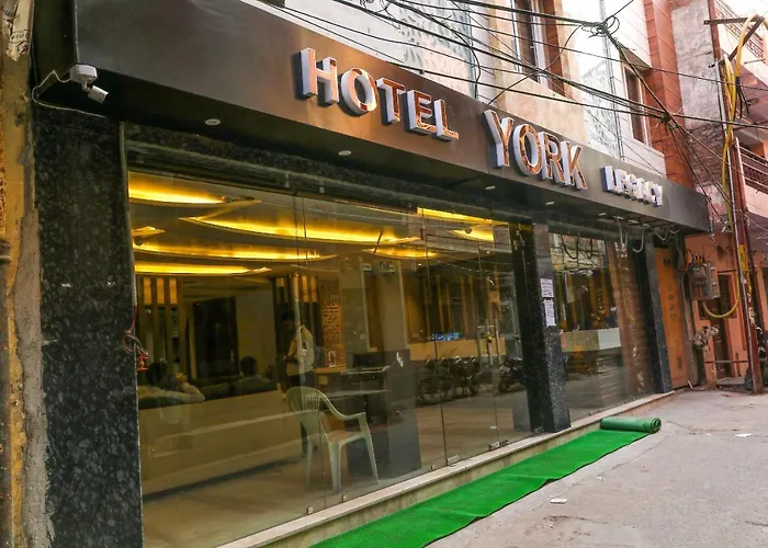 Hotel York Legacy -3 Minutes Walk From New Delhi Railway Station 'The 5 Star Ambience' Newly Built