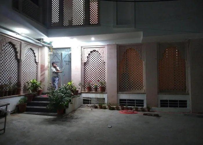 Tourist Inn Jaipur