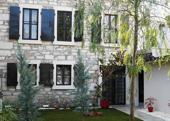 Urla Taş Konak Otel