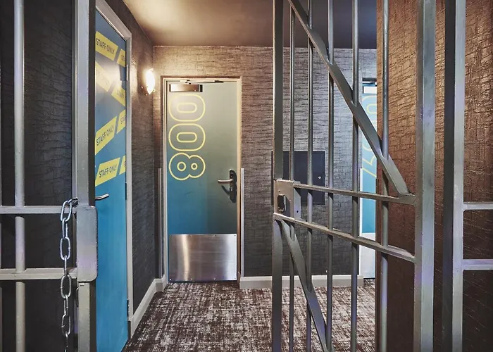 Hotel Garrison Cells Fort William