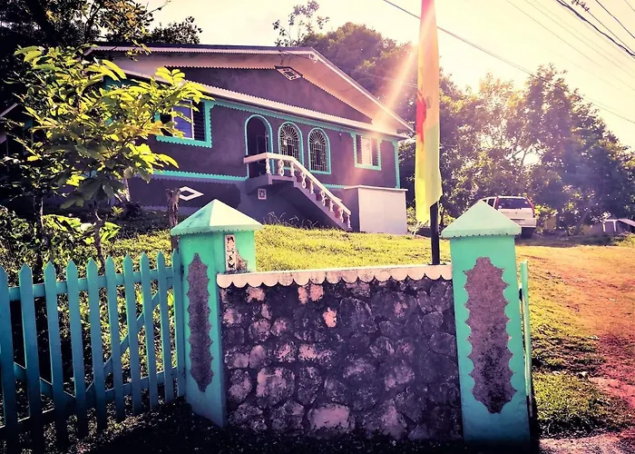 Toga Guest House Port Antonio