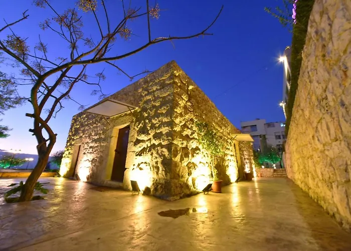 Vu'Z Hotel Byblos