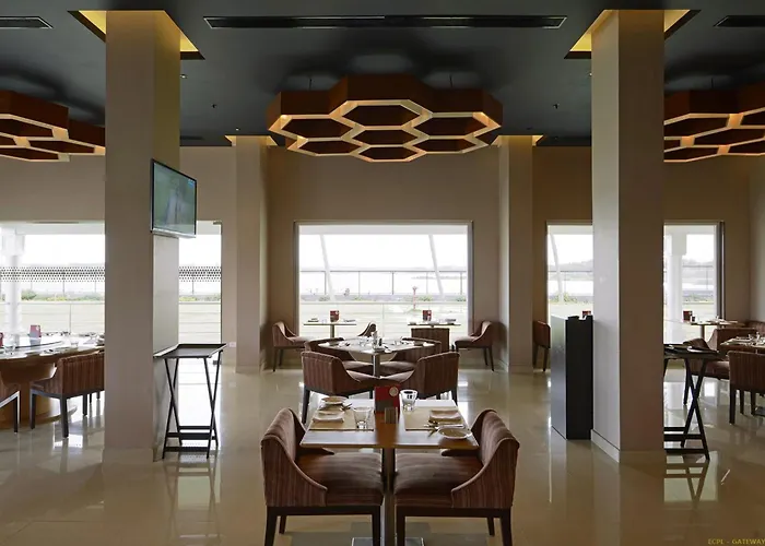 Hotel Naveen Lakeside Hubli