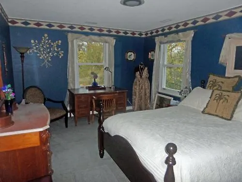 Inn On The Moraine Caledon