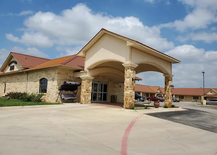 Eagle Ford Inn Floresville