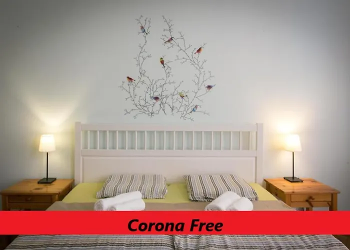 Wesselényi Rooms near Gozsdu Udvar Budapest