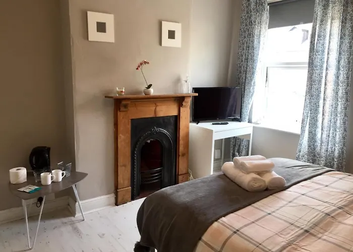 The Limes Guest House Birmingham