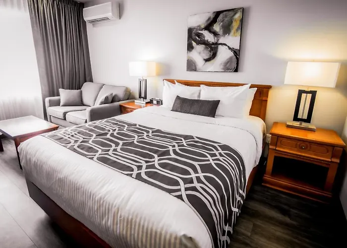 Hotel Le Voyageur Sept-Iles