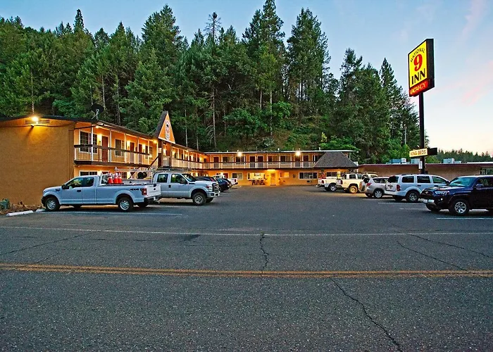 National 9 Inn - Placerville