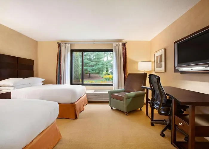 Doubletree By Hilton Hotel Boston - Bedford Glen