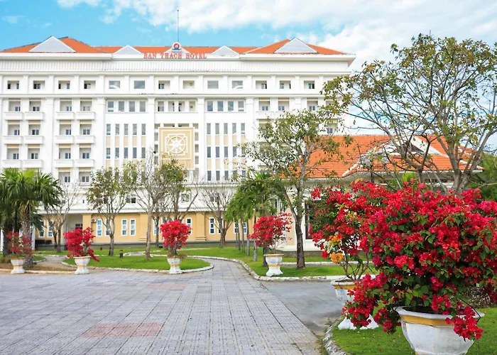 Ban Thach Riverside Hotel & Resort Tam Kỳ