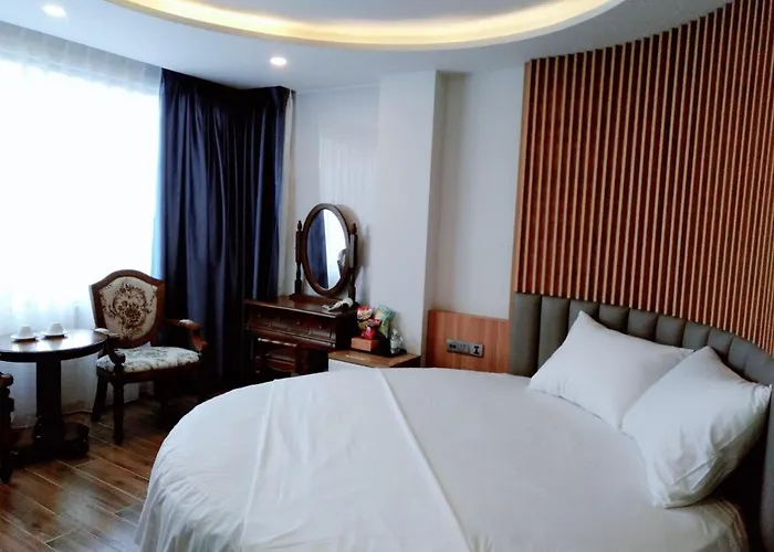 Abay Hotel Nha Trang