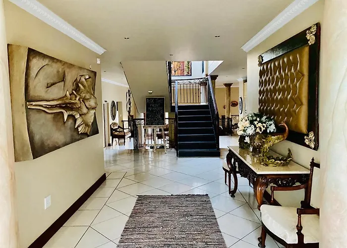 Re-Union Vacations Hotel Hartbeespoort