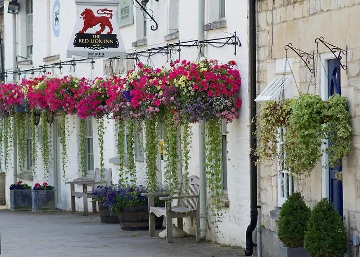 The Red Lion Hotel Cricklade