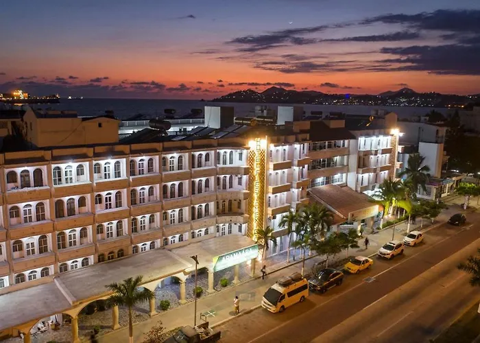 Hotel Fiesta Mexicana Manzanillo