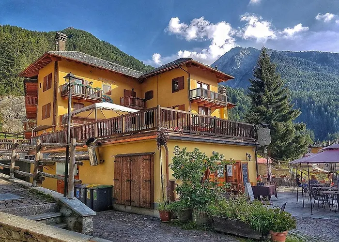 Le Nid De L'Aigle Hotel Champoluc