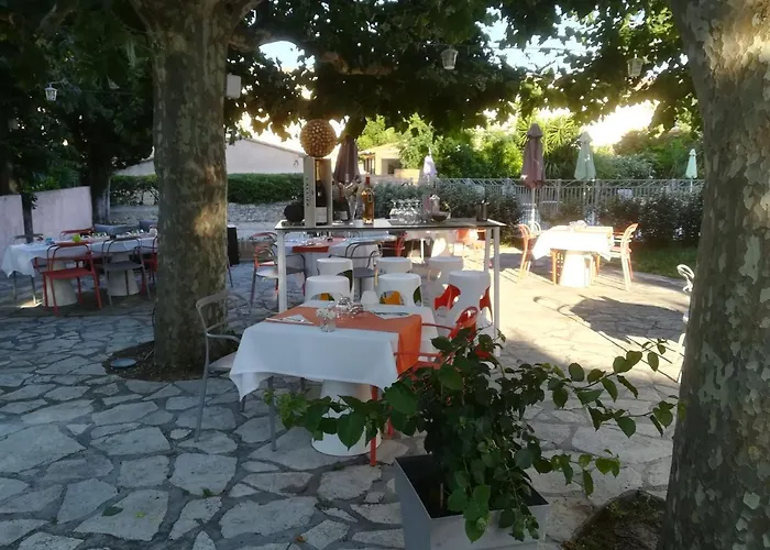 La Cauquiere By L'Epicurienne Hotel Le Beausset