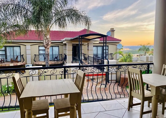 Re-Union Vacations Hotel Hartbeespoort