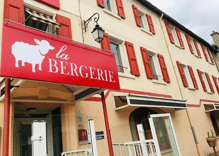 Hôtel-Restaurant La Bergerie Sévérac-le-Château