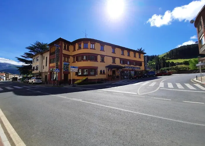 Hosteria Picos De Europa Potes