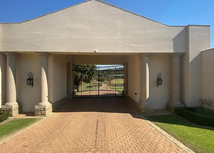 Tamryn Manor Guest House Johannesburg