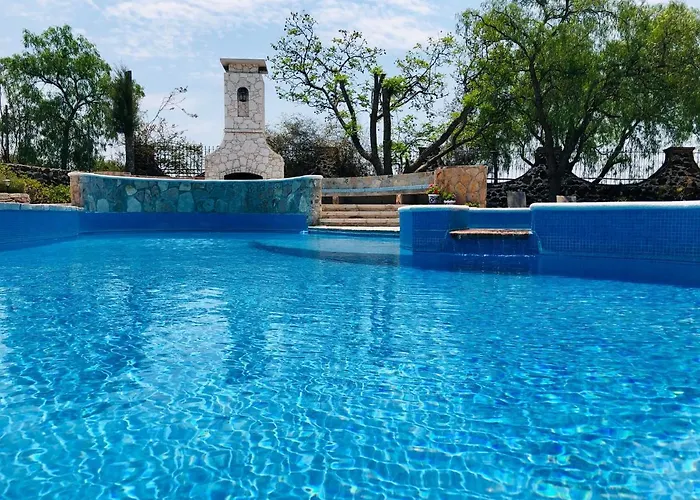 Club Vergel Resort Bernal