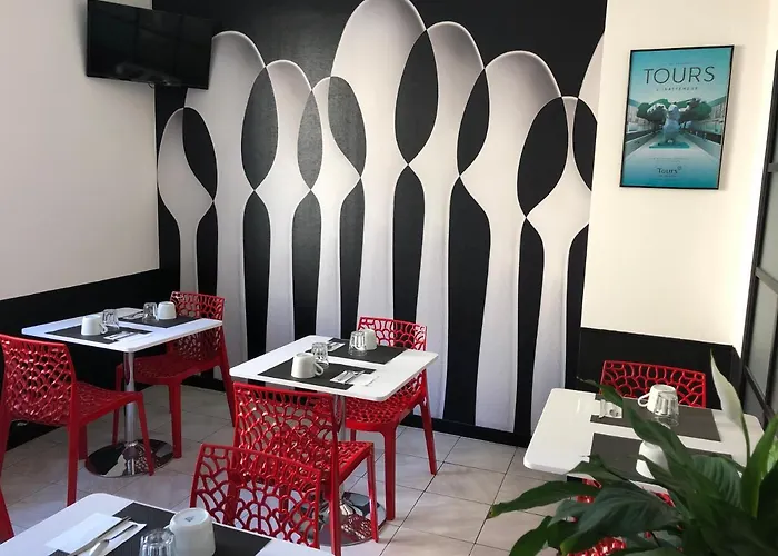 Hotel Saint Eloi Tours