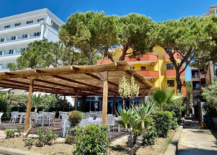 Hotel Enera Golem 