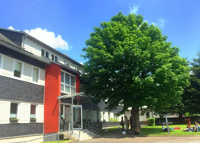 Haus Rosenbaum am Rennsteig Gruppenhaus - Pension - Begegnungsstätte bis 50 Personen Neuhaus am Rennweg