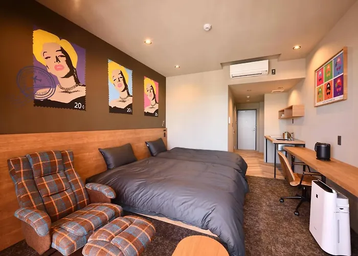 Hotel Pink Hibiscus Miyakojima 