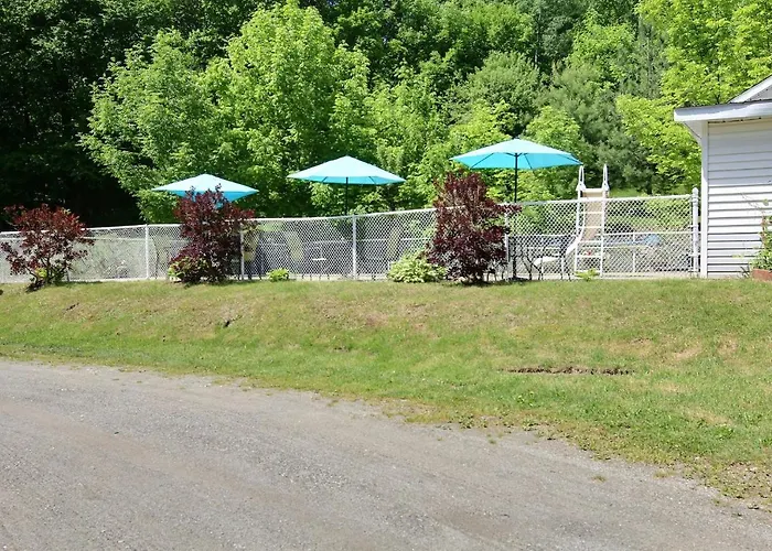 Motel De La Montagne Orford