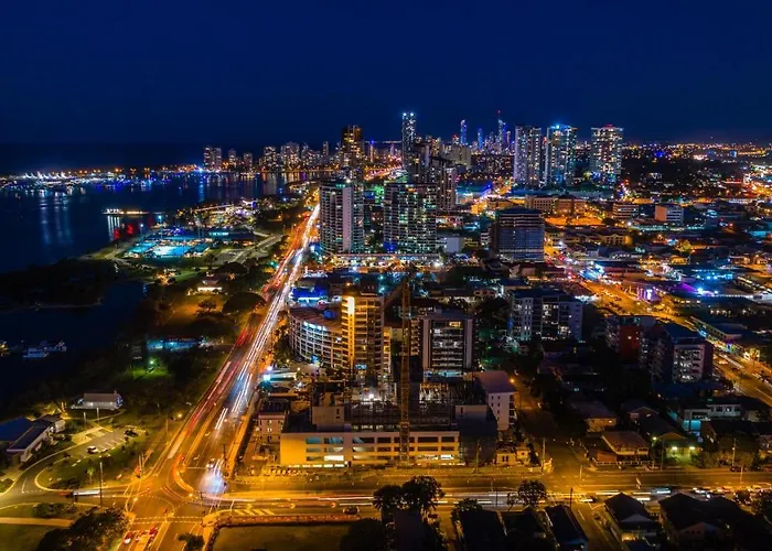 Sky Broadwater Apartments Gold Coast
